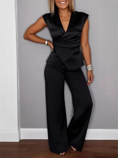 Olivia | Elegant women's set: V-neck top and trousers