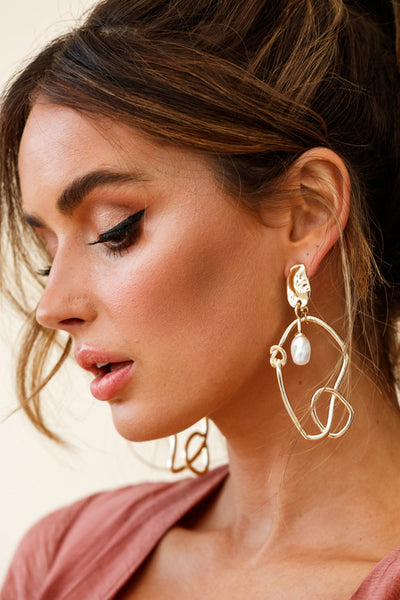 Abstract Pearl Earrings Paloma in Gold