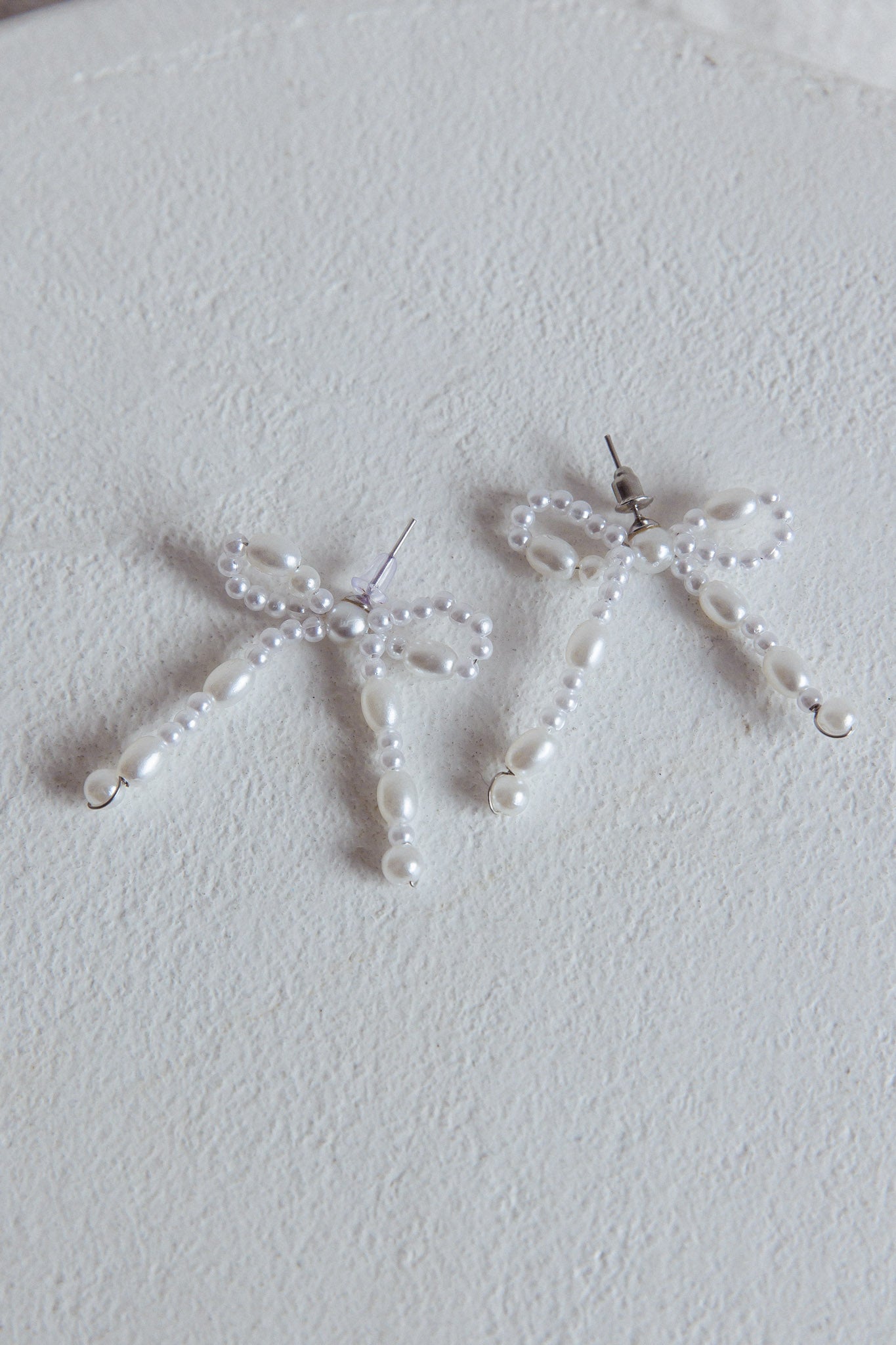 Anita earrings with pearl stud