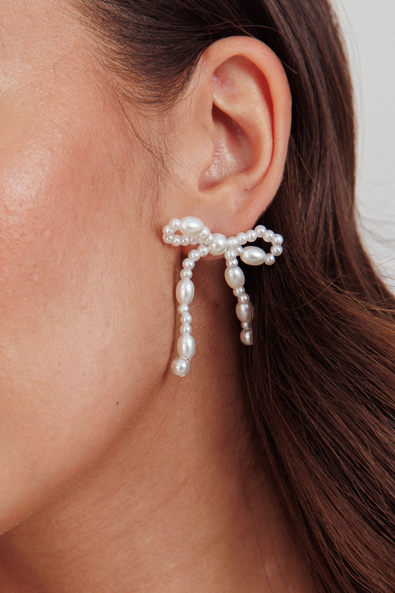 Anita earrings with pearl stud