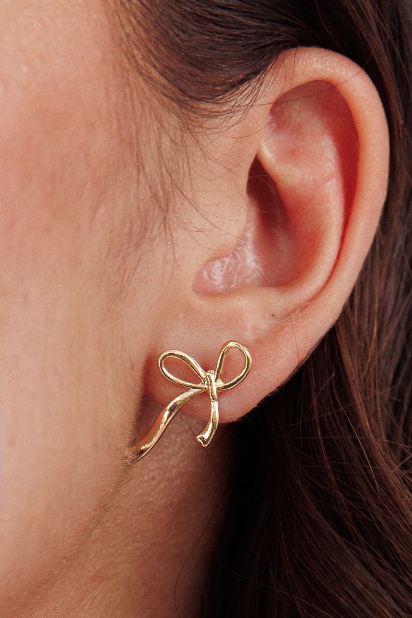 Becca Earrings Small Bow Gold