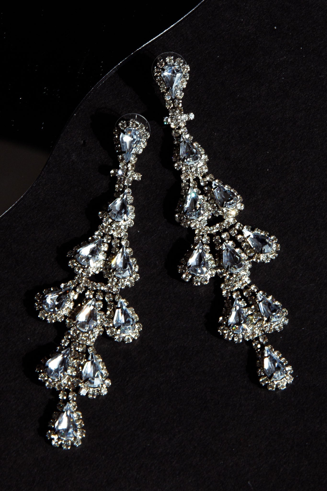 Chandelier Earrings Amina Silver