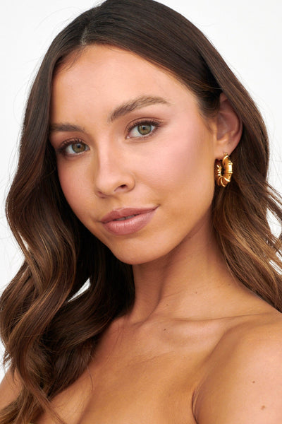 Chunky ribbed hoop earrings Hillary Gold