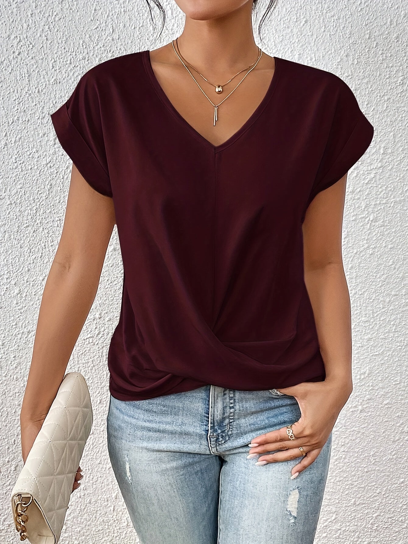 Savannah | Casual T-Shirt with Sweetheart Neckline (50% off)