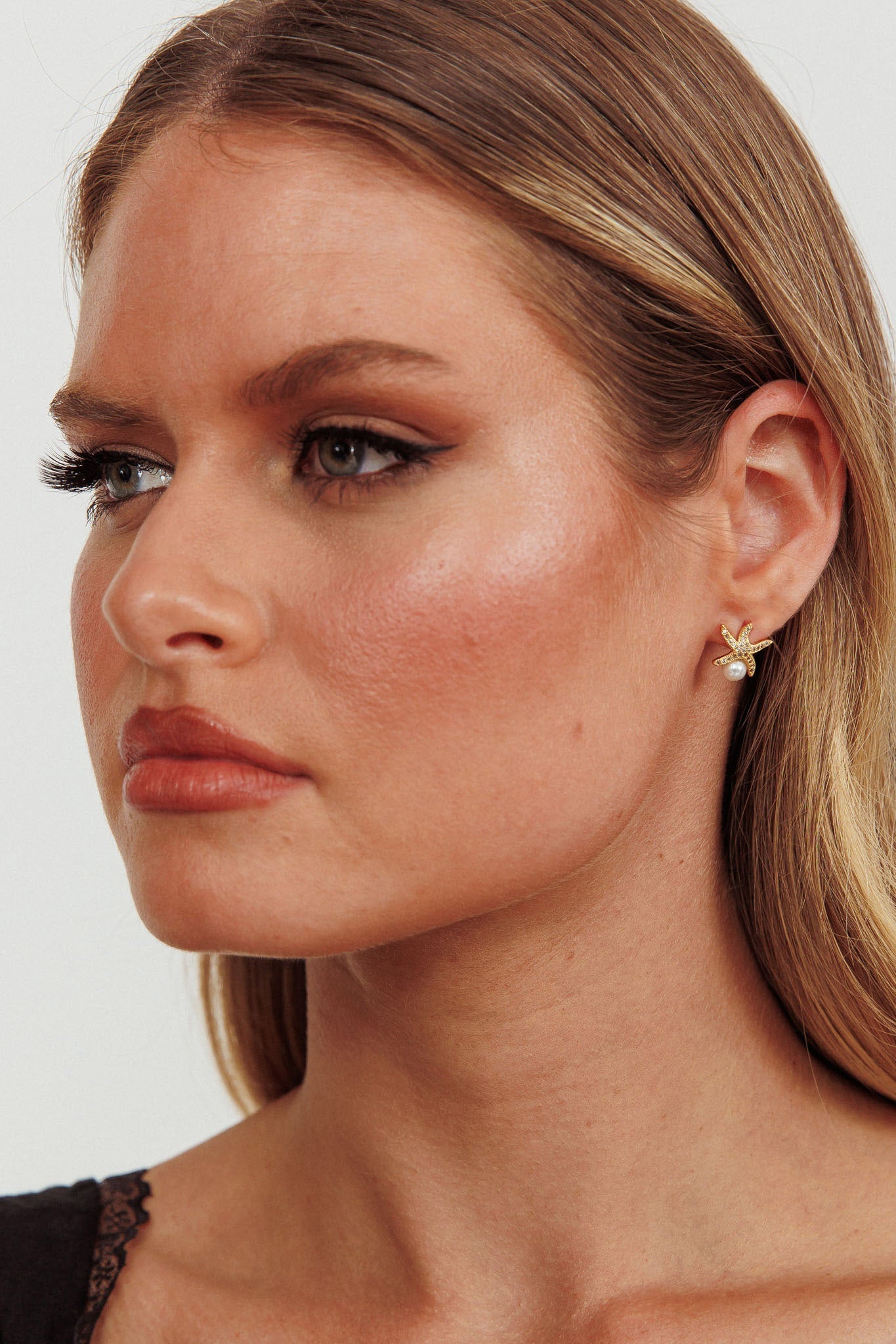 Ethereal Starfish Earrings with Gold Stud Pearls