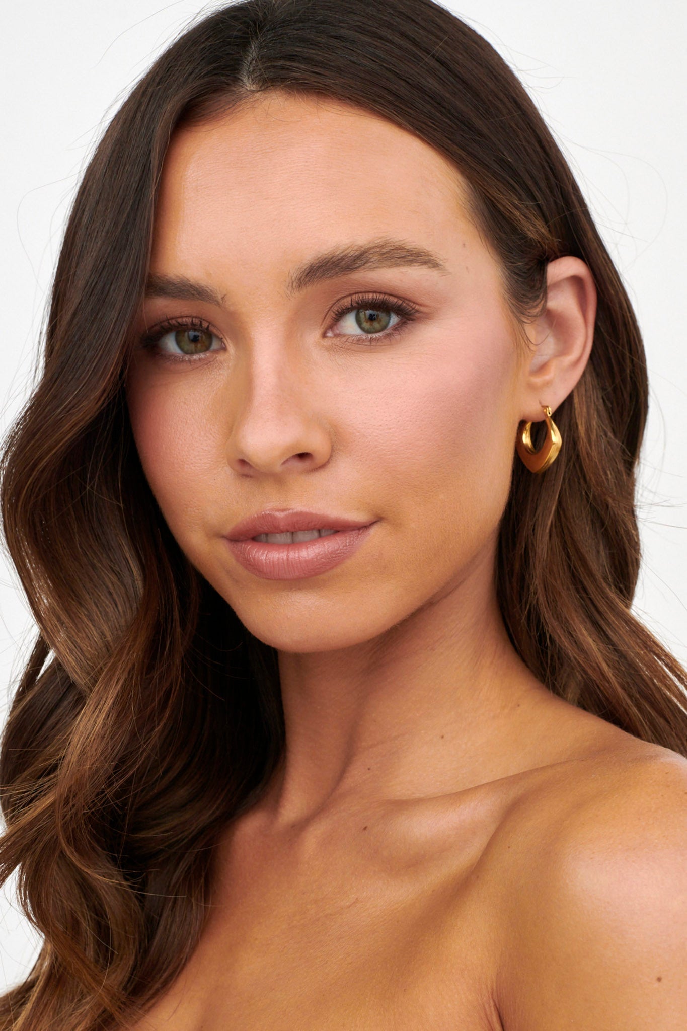 Geometric Huggie Earrings Tilly Gold