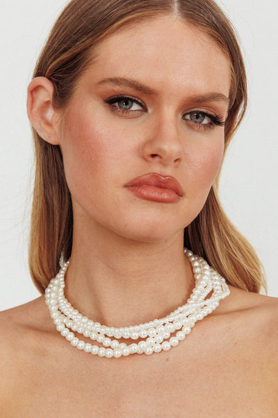 Giselle Golden Pearl Necklace