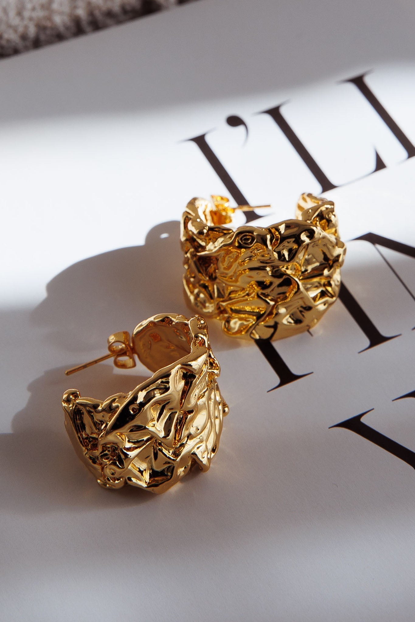 Gold Leaf Hoops Ora