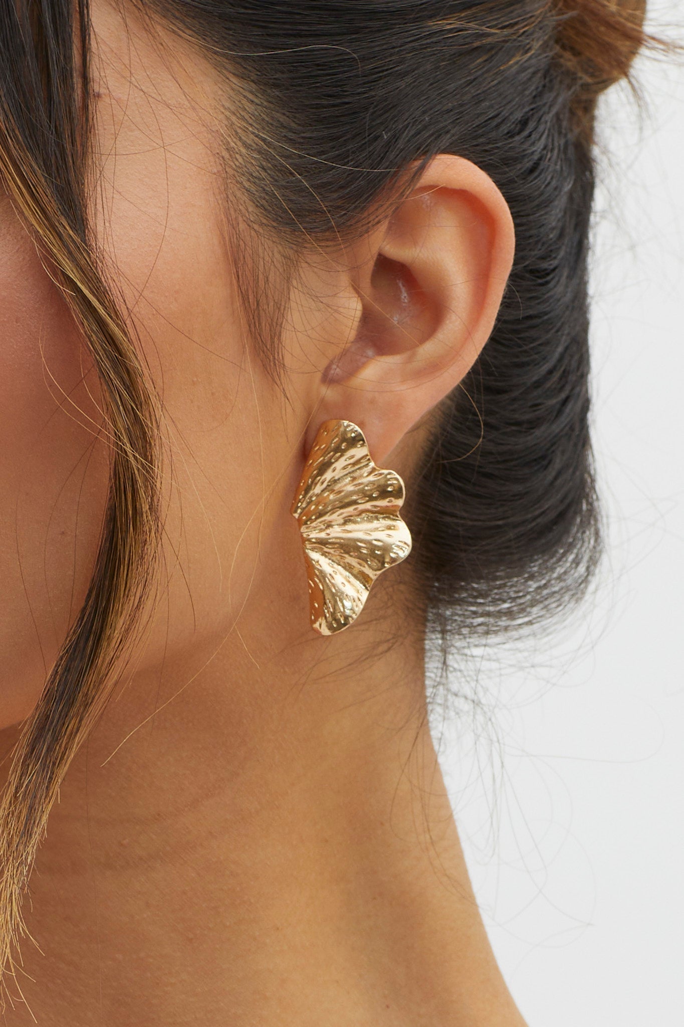 Gold Leaf-Shaped Earrings Olga