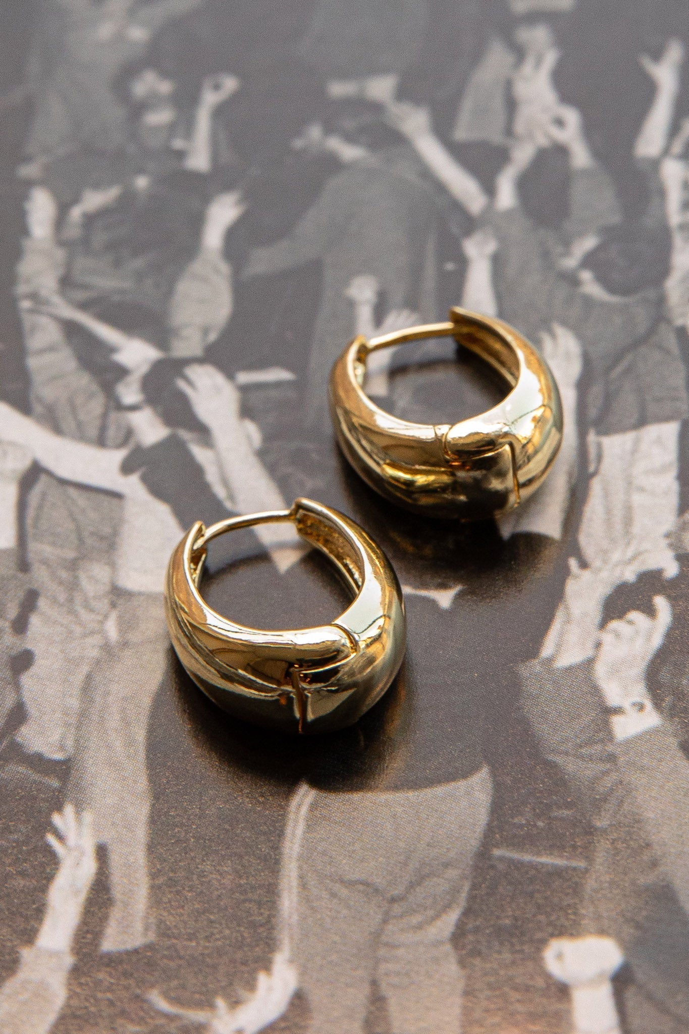 Golden Helena Hoops