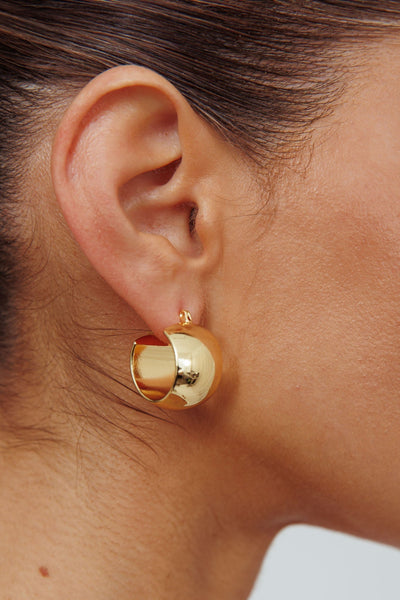 Large Gold Hoops Ami