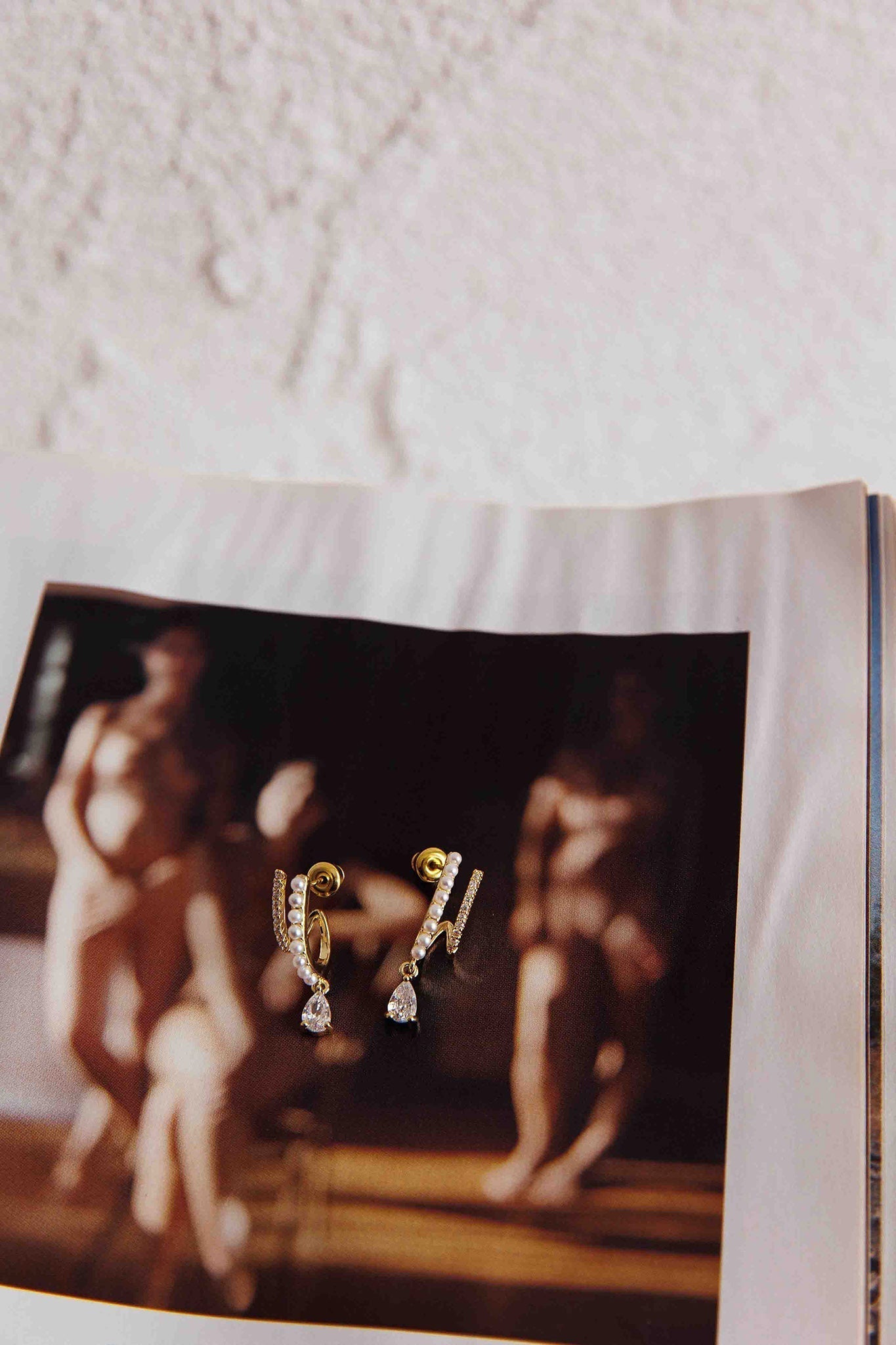 Illusion Double Piercing Dawn Earrings