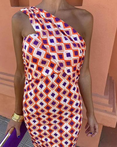 Irmgardi | Elegant dress with one shoulder