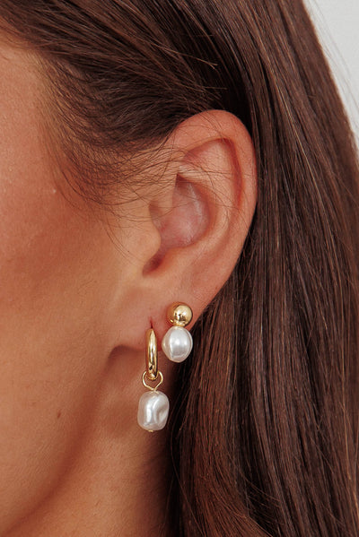 Isadore Earrings Set of Gold and Pearls