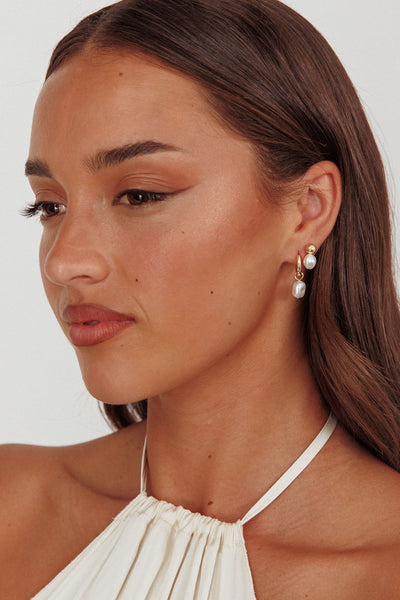 Isadore Earrings Set of Gold and Pearls