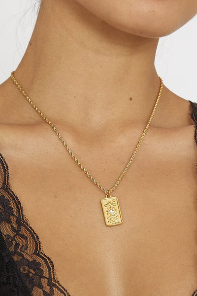 Gold-Coloured Rope Necklace with Pendant