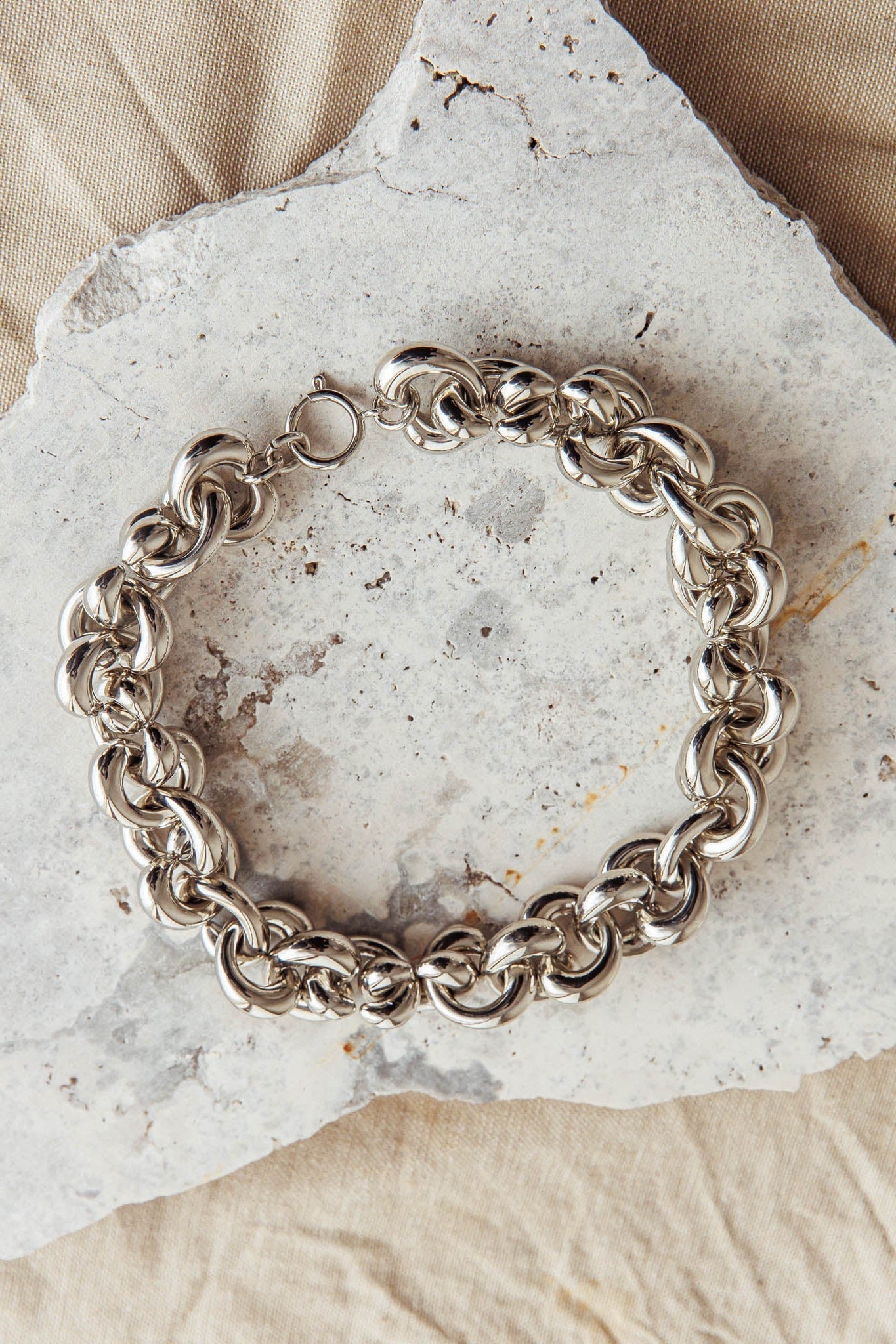 Irregular Choker Necklace Cat Dark Silver