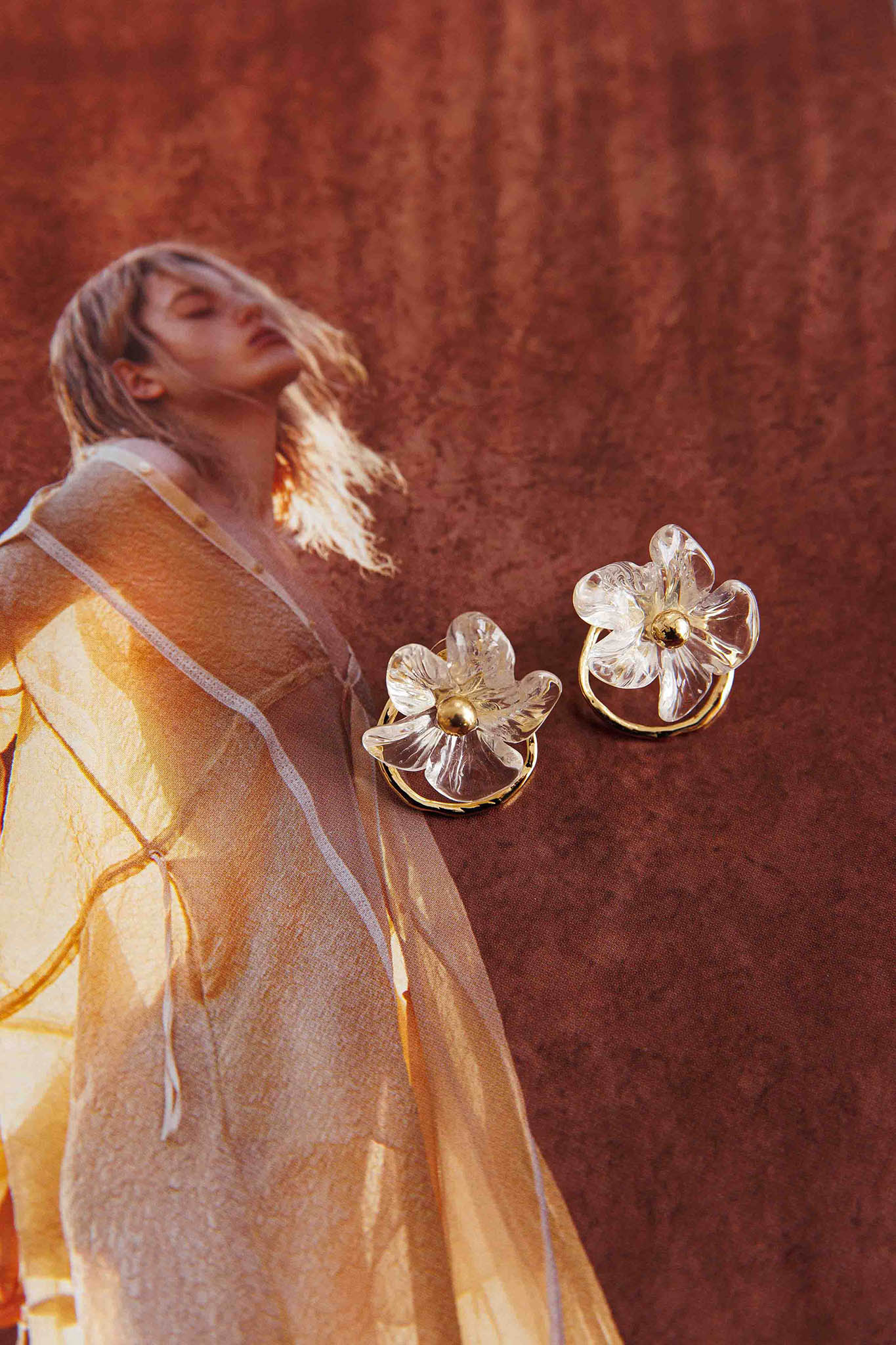 Andrea Earrings Clear Flower Gold