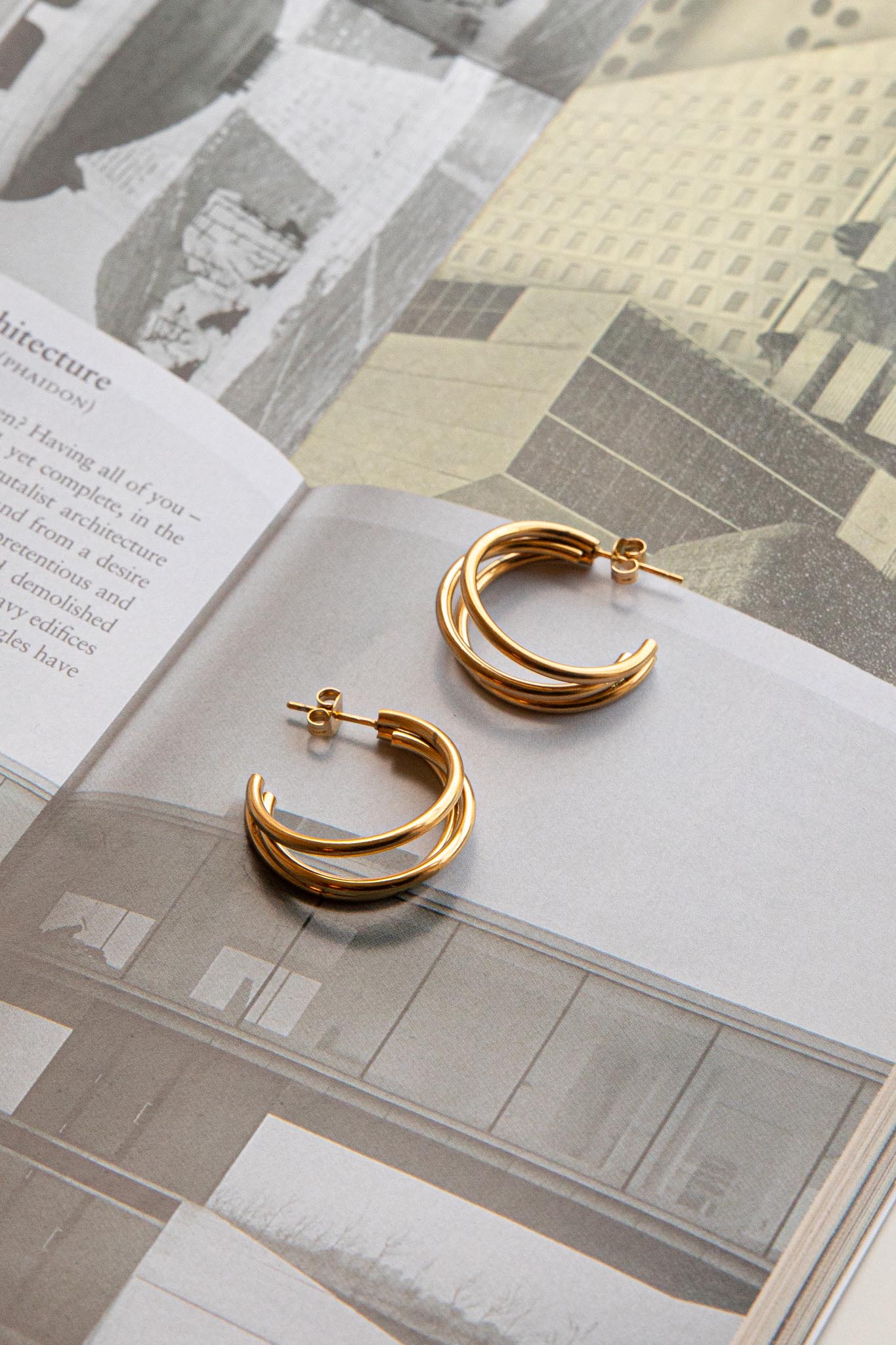 Open triple ring earrings Dominique in gold