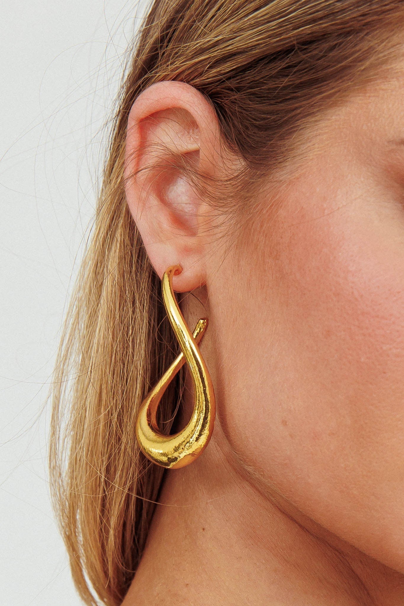 Triumph Gold Hoops