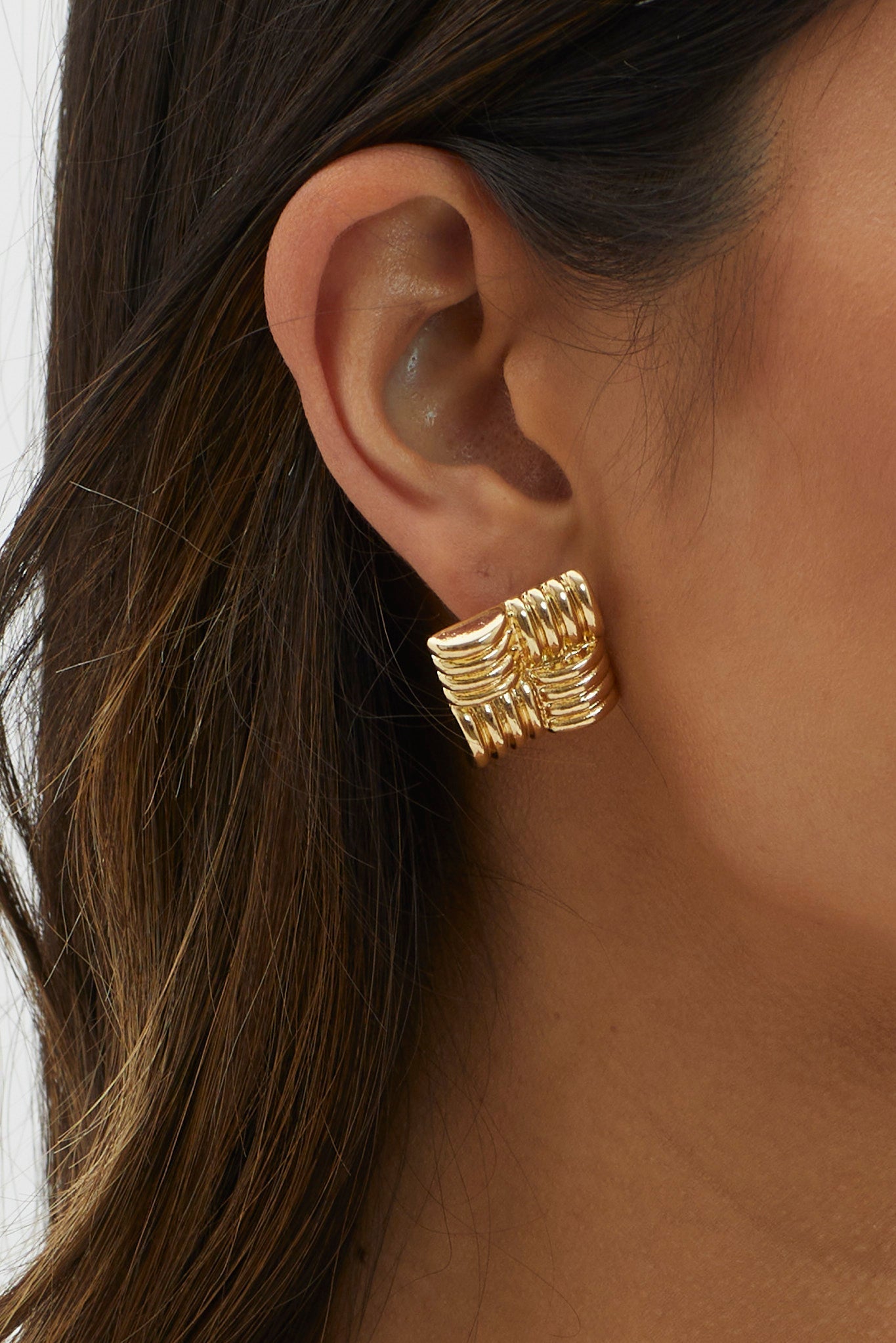 Square Manhattan Gold Earrings