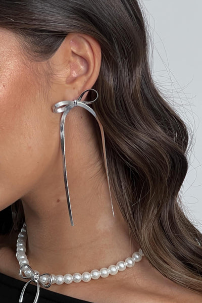 Silver earrings with chevron knot Macy